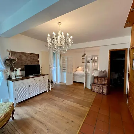 Einliegerwohnung In Einer Muehle Vor Den Toren Frankfurts, Ideal Fuer Messegaeste Oder Stop Over דרייאייך