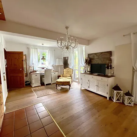 Einliegerwohnung In Einer Muehle Vor Den Toren Frankfurts, Ideal Fuer Messegaeste Oder Stop Over Apartment *